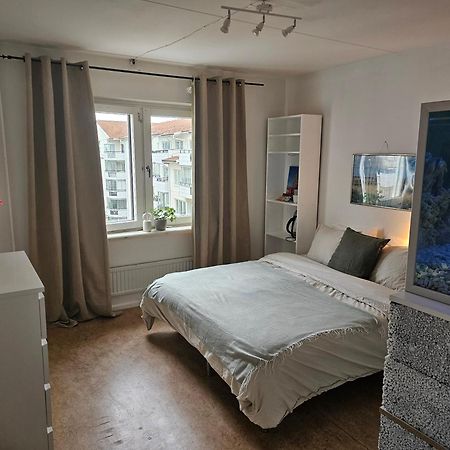 Central Room With Private Entrance And Ensuite Bathroom Stockholm Luaran gambar